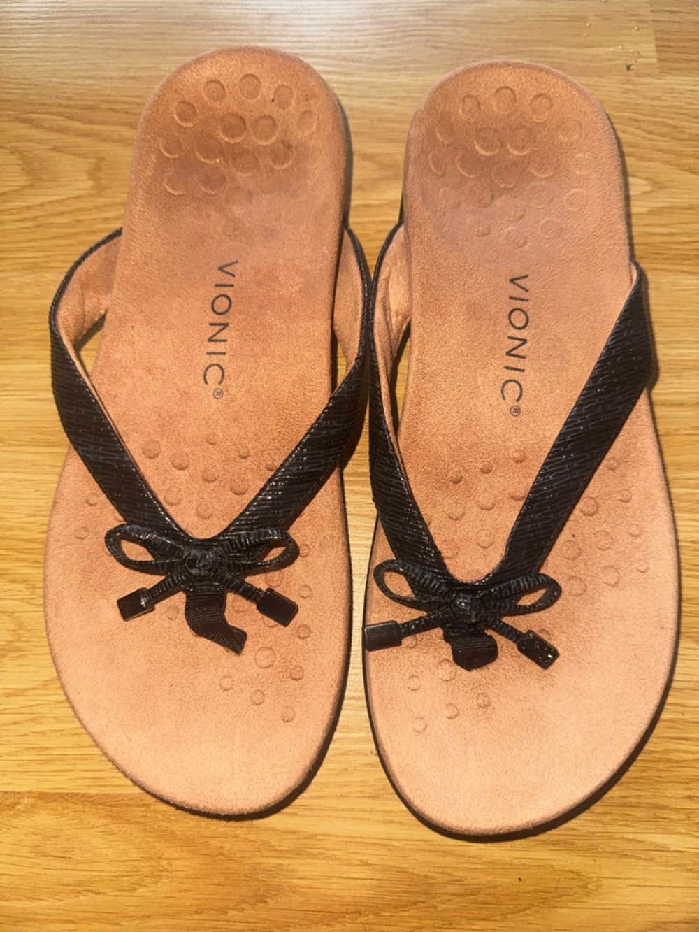 Vionic NEW Size 8.5 Wide Bella II Flip Flops black tan sandals shoes - Picture 3 of 11